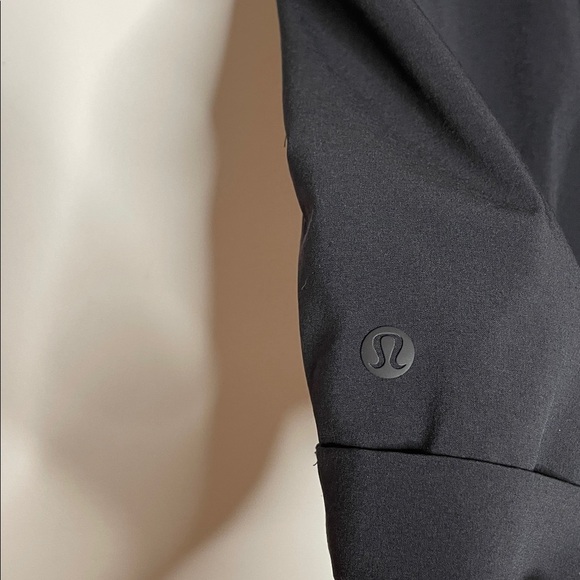 Lululemon | Women’s Black Spring Break Away Shorts Size 6 - Picture 4 of 6